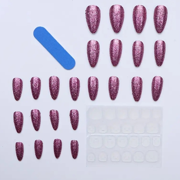 39) NWT Press-On Nails - Picture 3 of 4